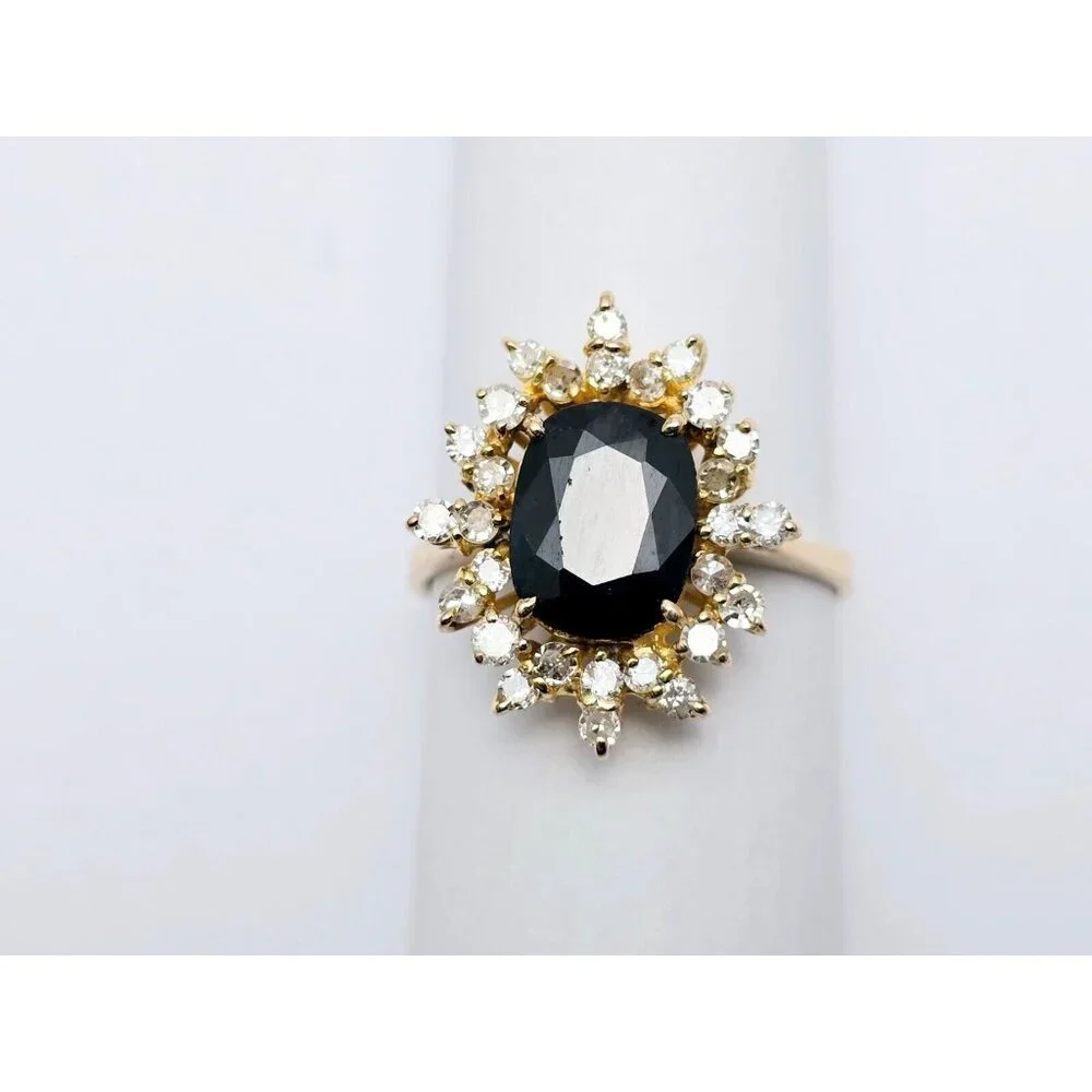 18K Solid Yellow Gold Designer Oval Sapphire & Round Diamond Ring - Size 8.75